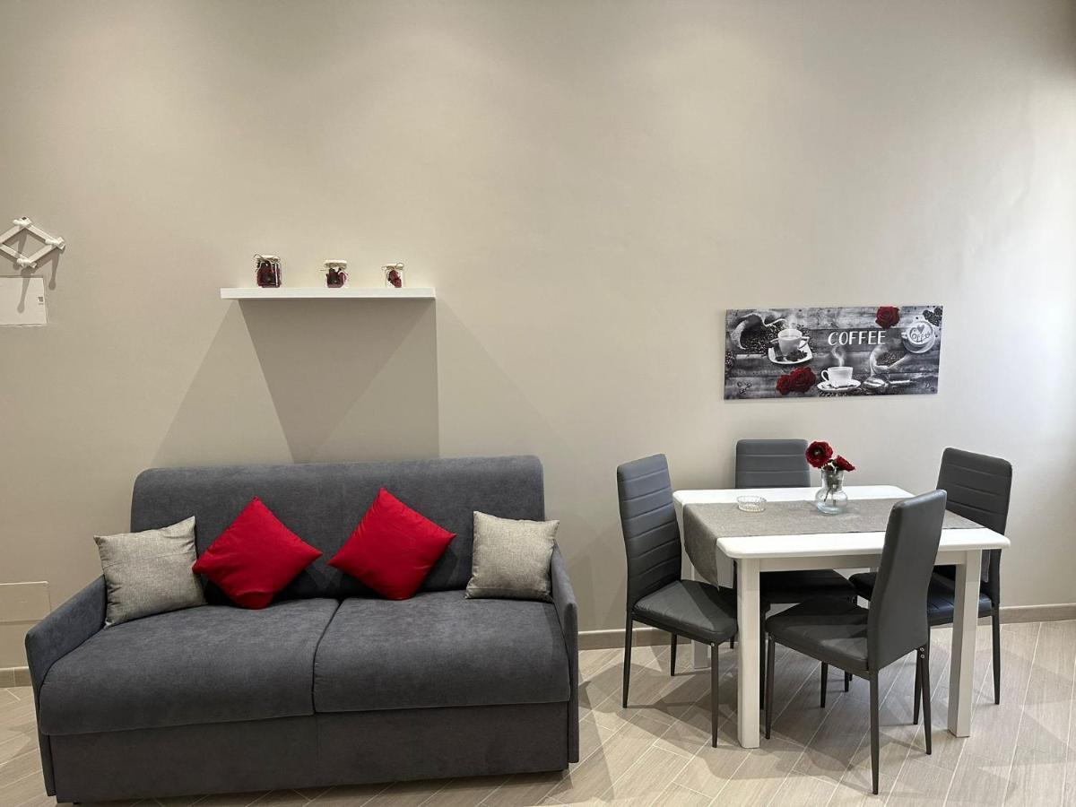 Carol Home Бари Екстериор снимка